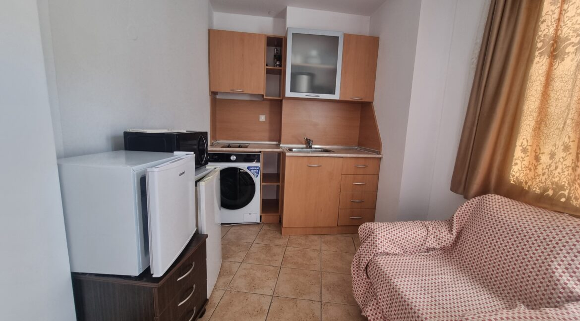 1 1-bedroom apartment, Bansko, close to lift (12)